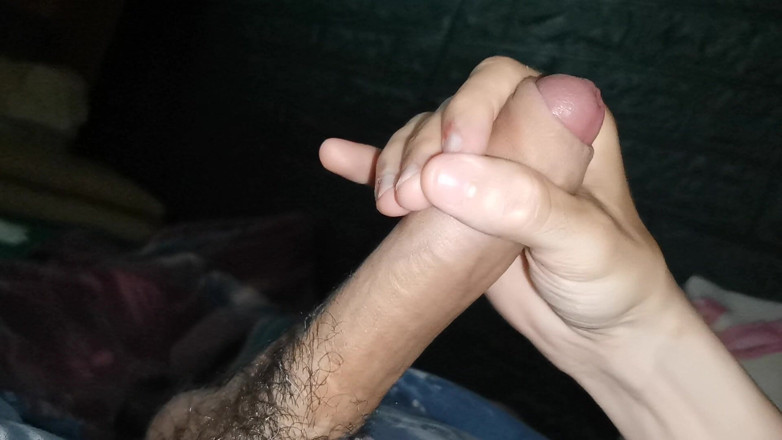 SEXY_GUYBEST: 超级兴奋地漏水，轻轻舔！