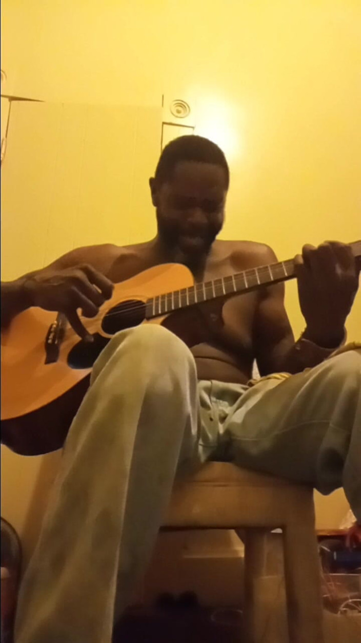 Wolfman: Eu la chitară