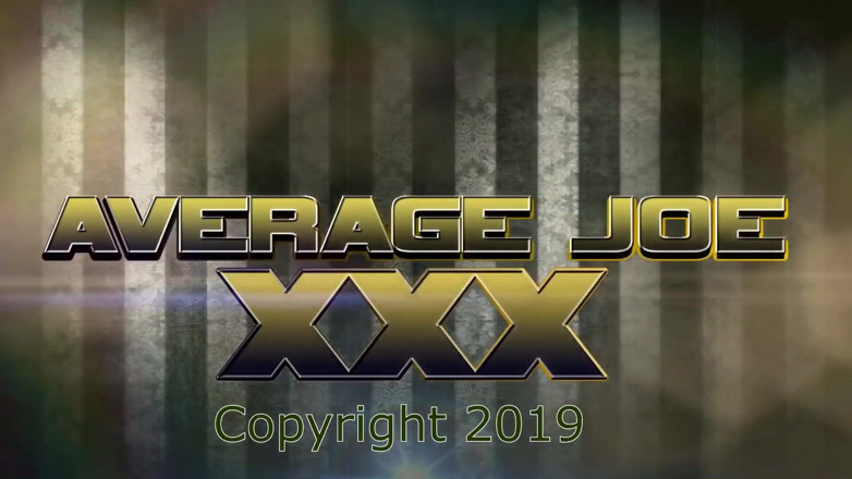 Average Joe xxx: Nadia White suce une bite et avale du sperme 2e caméra