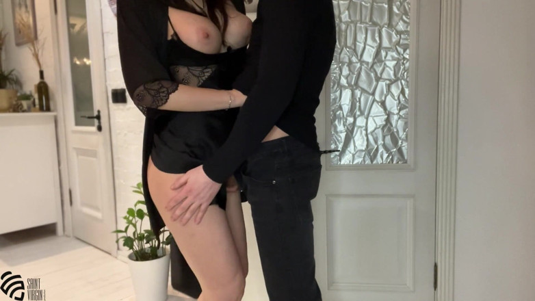 LizaVirgin: Sexe doux en sous-vêtements en soie