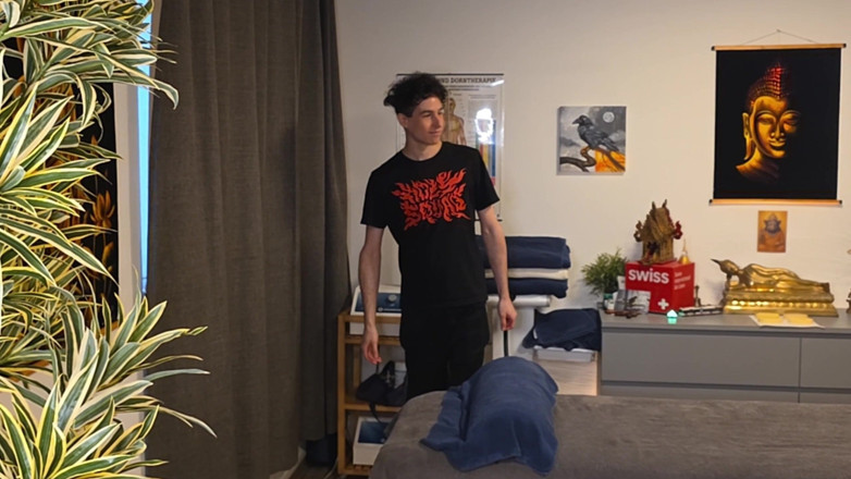 Dylan Swatson: Hetero Handwerker Kommt Erneut Und Will Mehr Vom Sexy Masseur (part2)