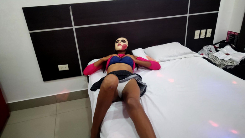 NEGRITA SEXY: J’étais tellement excitée que je voulais me masturber et je...