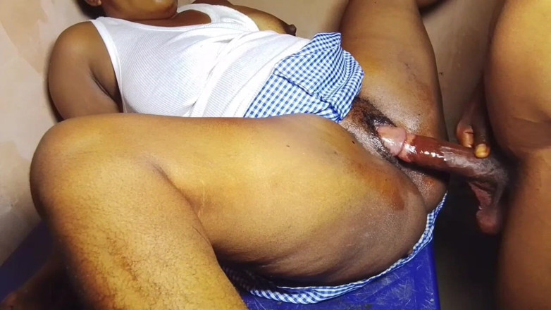 Honey hole: Junge fickt collagenmädchen nach dem college
