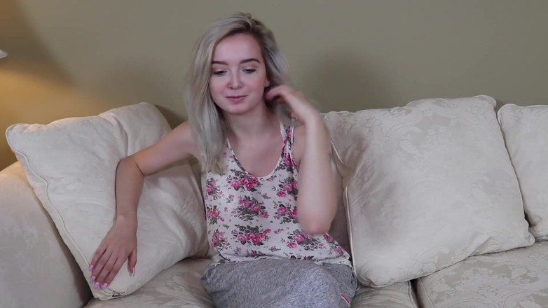Azure Sky Films: Lexi Lore (deel 2) anale seks eerste dubbele penetratie gevingerd geneukt trio...