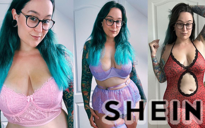 ElizabethsLingerie: Behaartes kurviges alt-model probiert dessous an