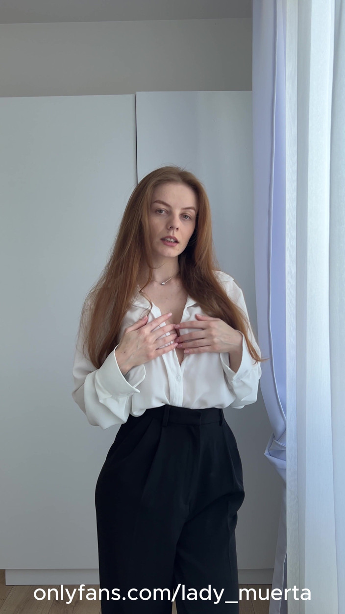 LadyInBad: Instrucciones de paja - secretaria traviesa caliente milf llega a casa...