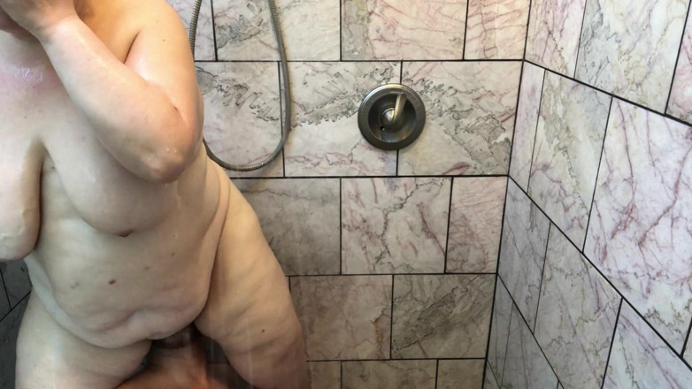 Thumper-n-Daisy: Domácí - Skutečný amatérský pár má hravý sprchový sex zralá BBW...