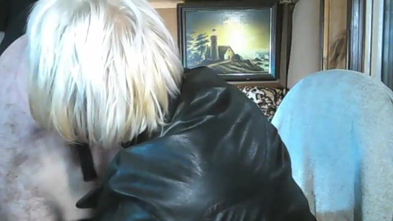 AimeeParadise: Meine liebe Dame leckt meinen arsch und Anus auf Wunsch...