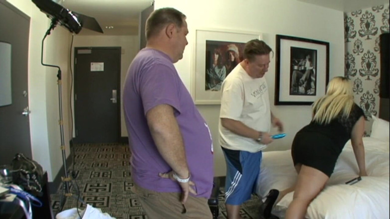 Swiney's Pro Am: Jade Rose HotelAngestellter Tag-team