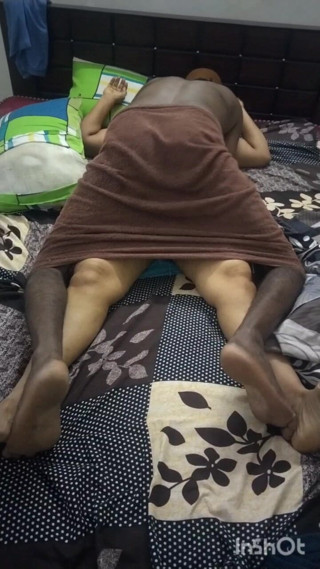 Benita sweety: 热辣的阴户舔喀拉拉邦喀拉邦阿姨