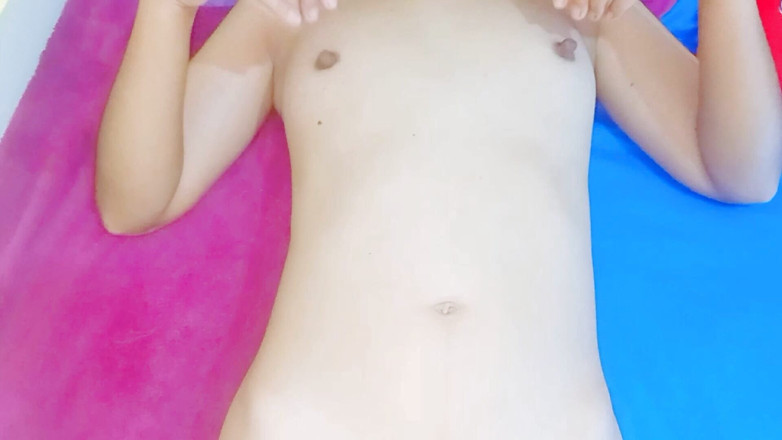 Hena-mi: Il fratellastro non è a casa, nessuno fa sesso con, solo...