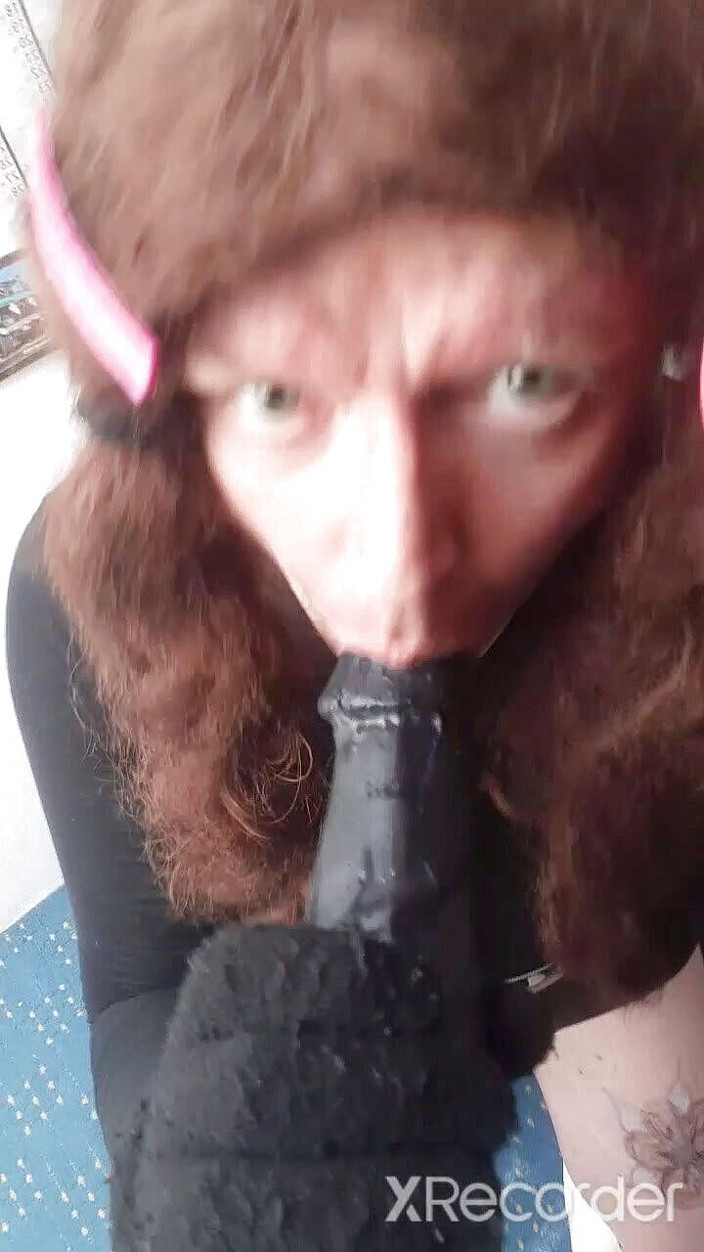 Mindblowing Fantasy: Fantezia cu muie a lui Crossdresser