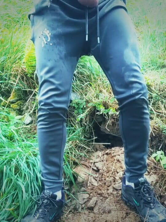Scallyoscar: Mear masturbándose, bebiendo pis y corrida de cerca en mis...