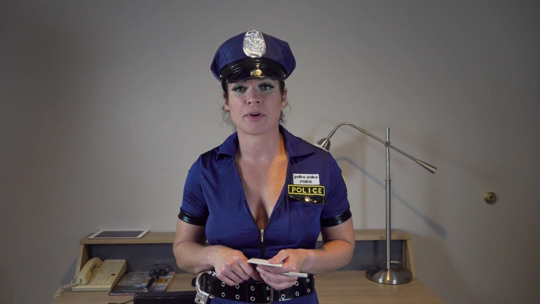 Sammi Starfish: Policajtka sbírá dna