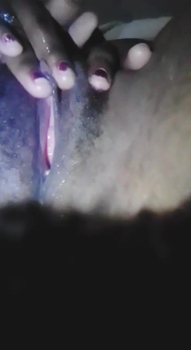 Me and my new slut: Pelacur jalang ini kecanduan masturbasi, makanan sehari-harinya