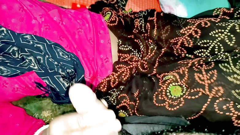 Rakul008: Provando del sesso villaggio indiano desi calda bhabhi arrapata