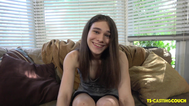 TS Casting Couch: Meet Grooby Newbie Jessy Bells