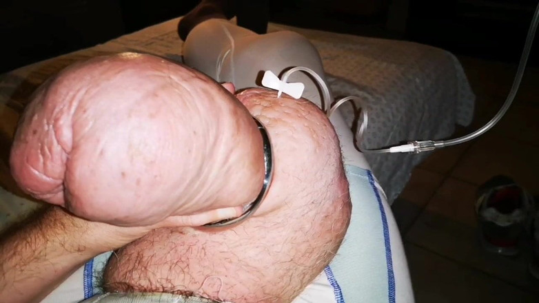 Monster_Meat_: Cockzilla komt terug!! Glucose toevoegen