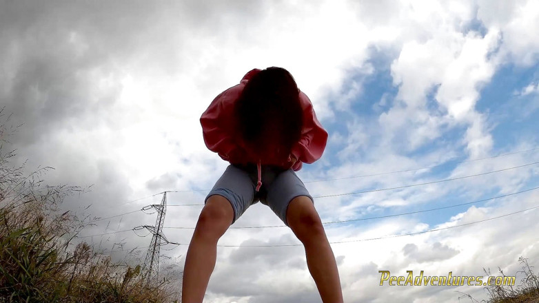 Pee Adventures: Einen lauf im freien gehen