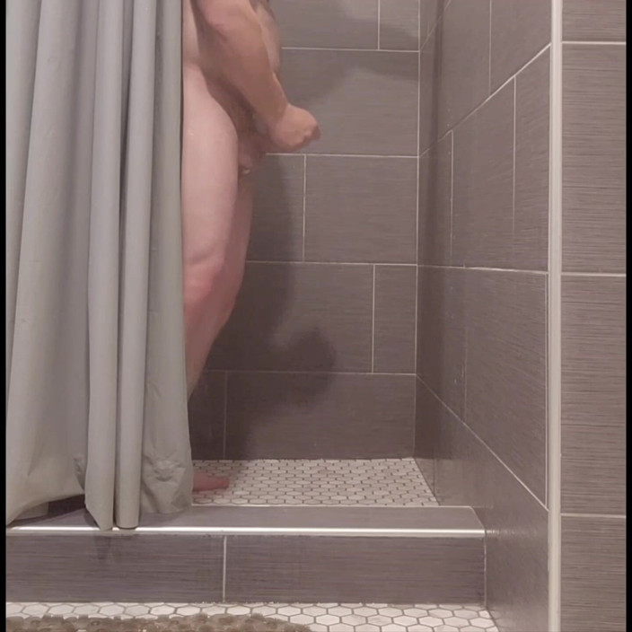 Djk31314: Elle se fait prendre à nouveau dans les vestiaires