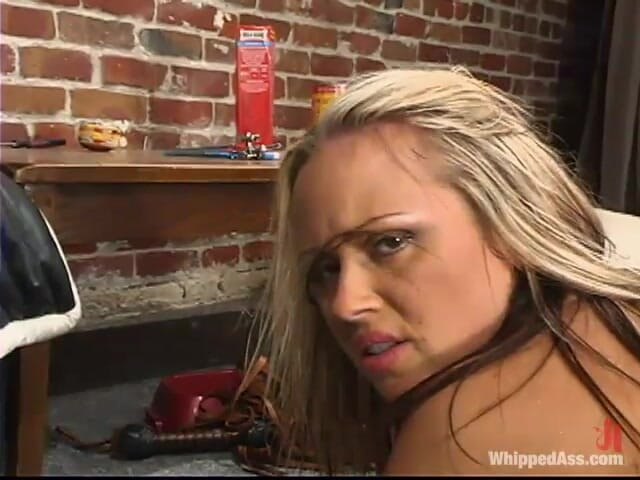 Whipped Ass by Kink: Girlie і Kym Wilde