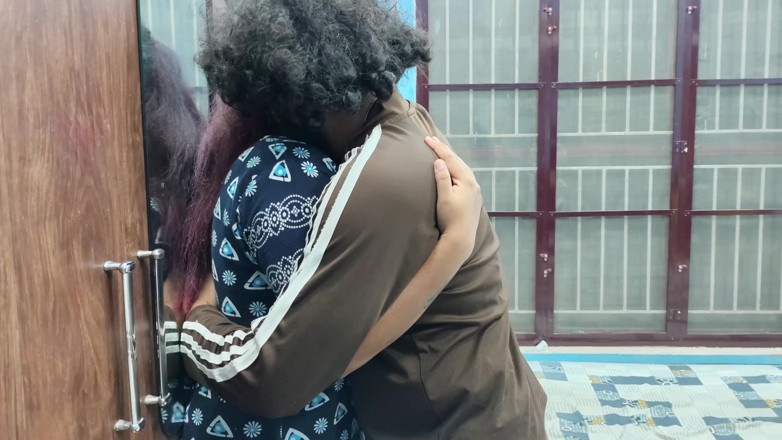 Vaigavarun45: Lip Lock, nekkus en hete romantiek met Mallu-meisje