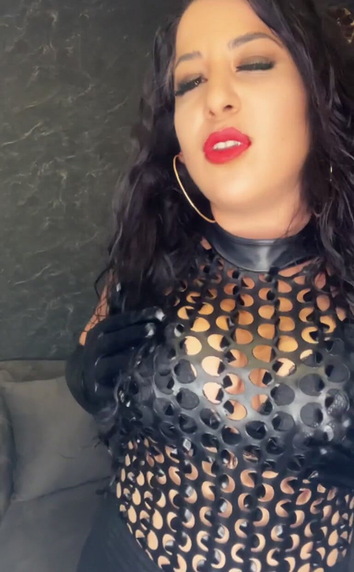 LadyAyse5: Seks kölem ol - bölüm 75