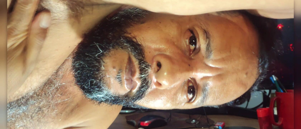 Rock F hairy: 一个简单的视频