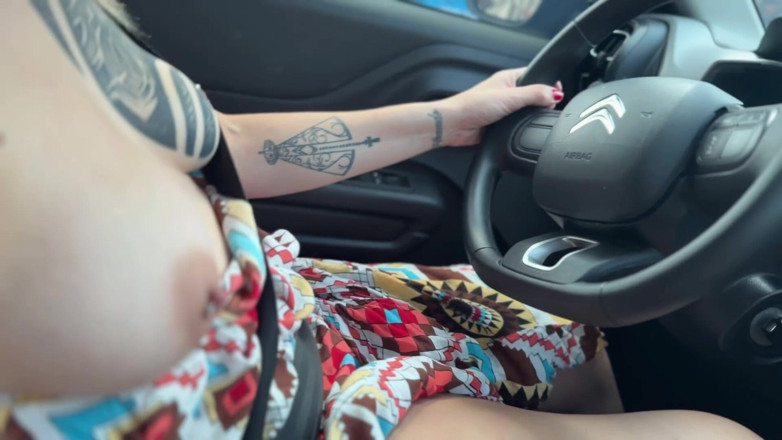 Couple dna: Unveröffentlichung, eine dame im supermarkt hat eine fahrt von einem...