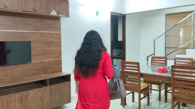Vaiga varun: Stranger Boy Enters a Unknwon Girl House and Doing Hot...