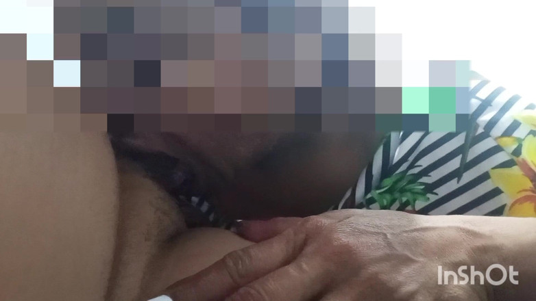 anal_queen_amateur: 他甚至没有警告我，他会射精，我不得不不听话地吞下一切