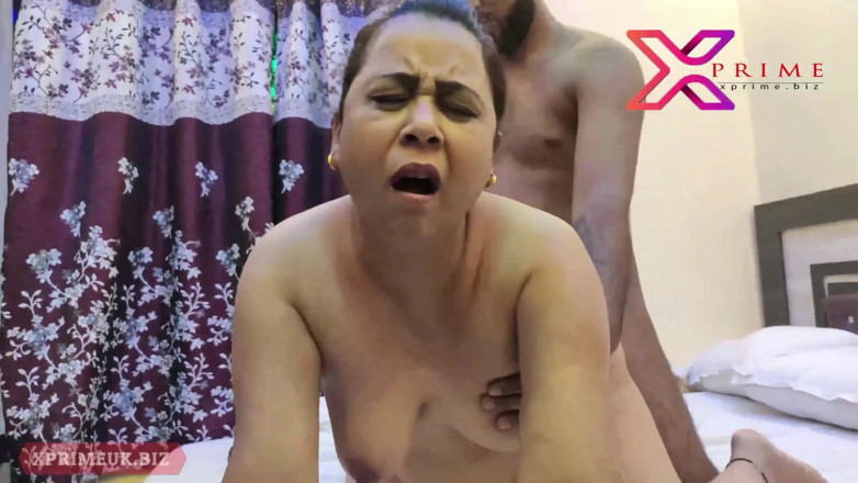 Indian Erotica: 파티 후 여친과 핫한 섹스