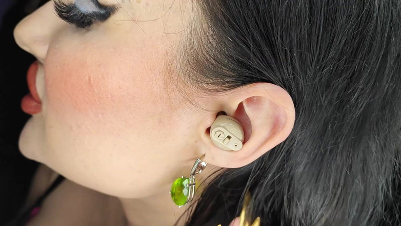 Princess18_: Ear Fetish, Ear Cleaning, Earplugs, Hearing Aid