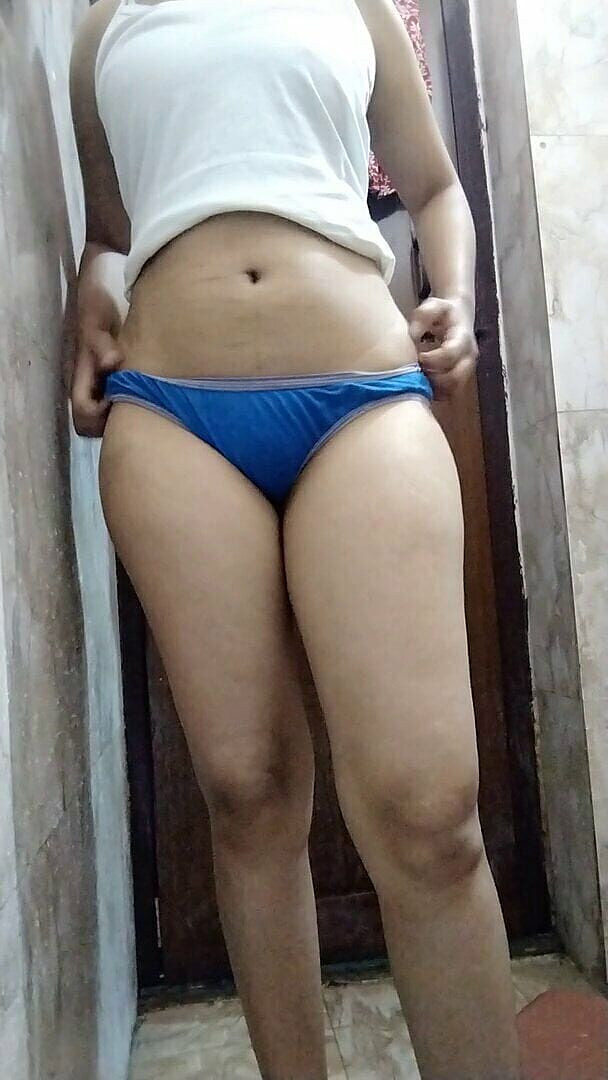 Riyathakur: Teen Girl Riya Making Video for Her Teacher