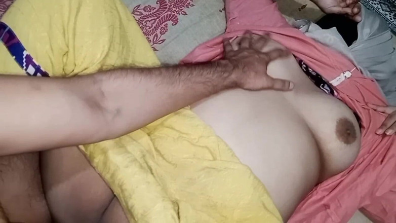 RedQueenRQ: Jag knullade min muslimska flickvän eftersom hon är så sexig kropp...