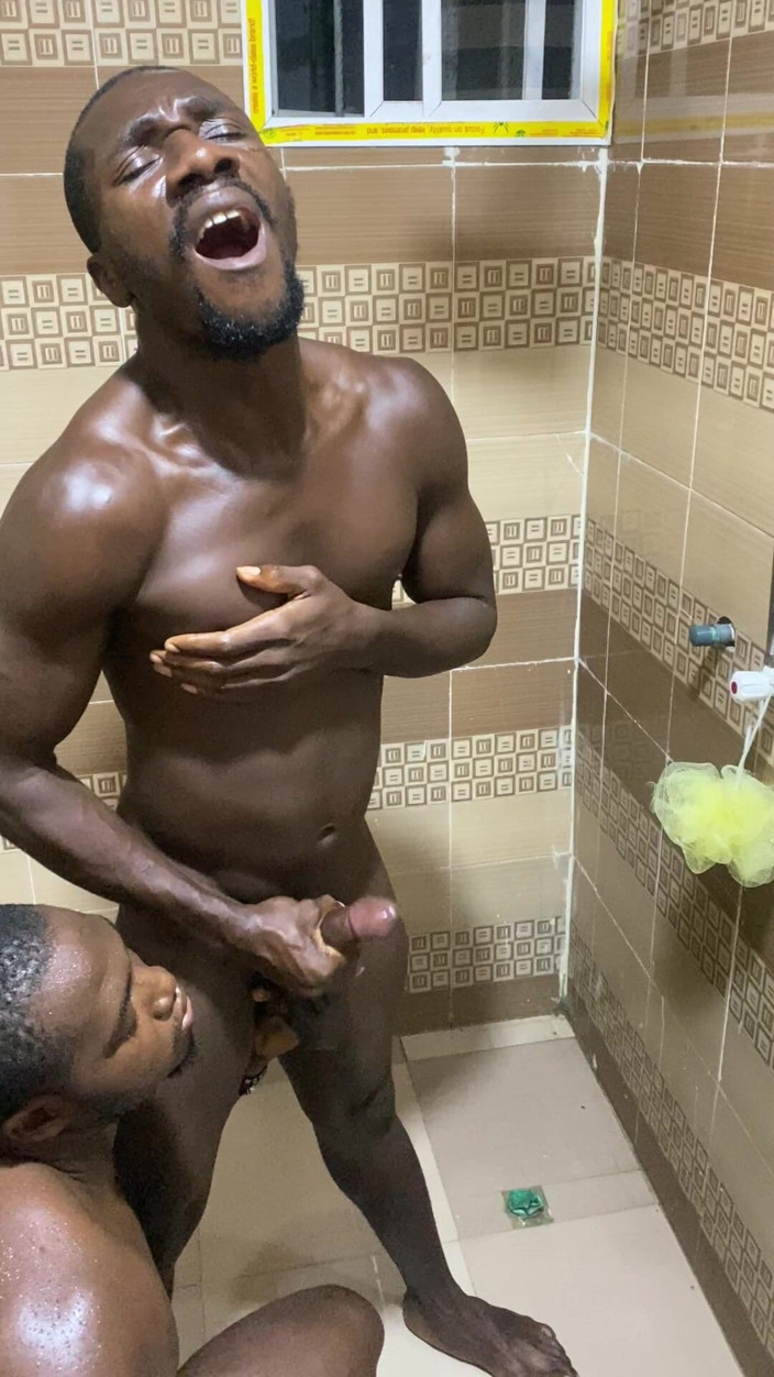 yomiangels1aa: Banheiro acordando