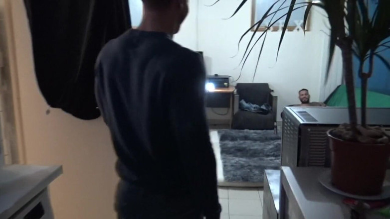 Gaybareback: Hugo Tara šuká bez sedla Viktor Rom