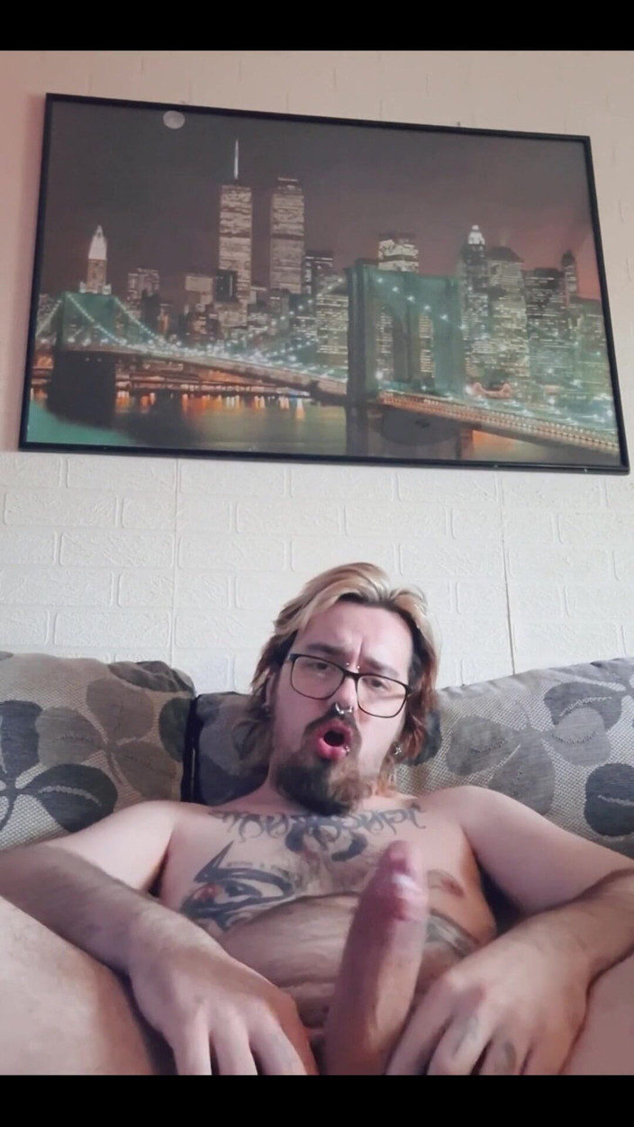 NaturalBornSinner: Hermano, vamos juntos hasta que toda la sala apestosa de...
