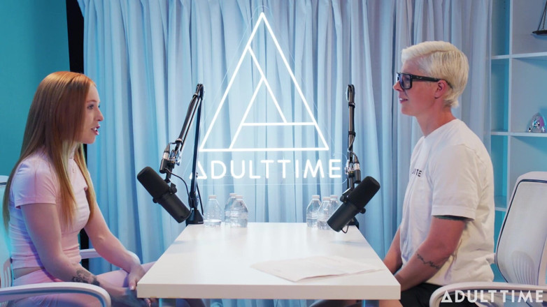 Adult Time Podcast: Madi Collins, lavements, pipe en public, et son copain D*ck |...
