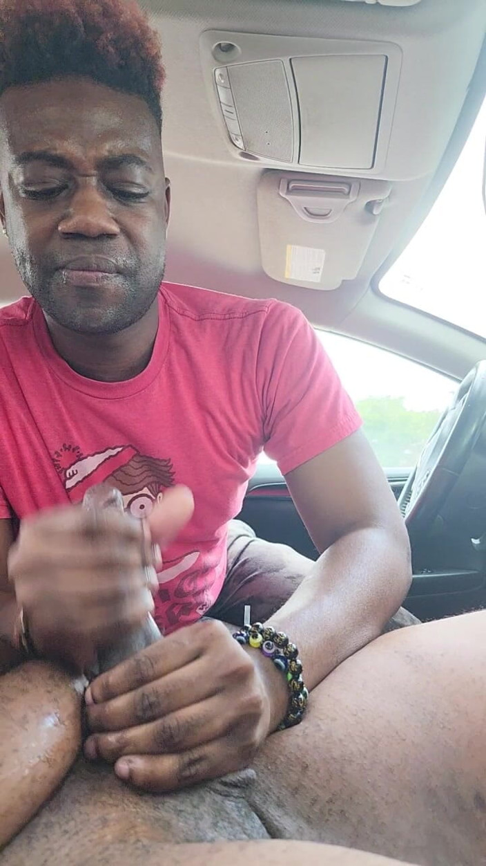 Wondahead21: Cresc cu pula Phat N Da Car! Doar pentru fani...