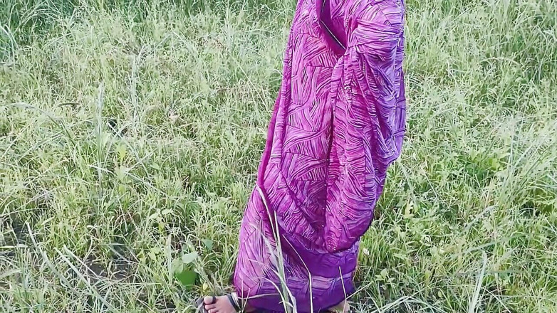 Fuckkkker: 一个月后印度哥与前男友发生性关系，真正的户外性爱（印地语音频）