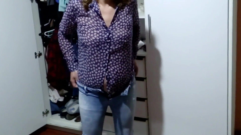Ardientes69: Miren Como Madrastra Se Viste Para Ir a Trabajar, Con...