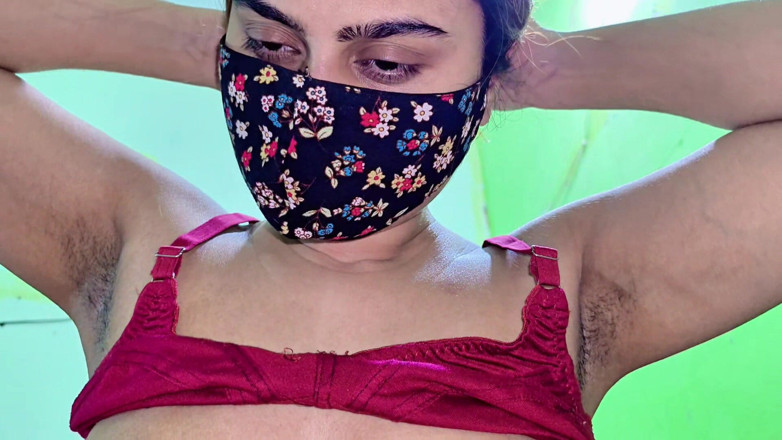 Faryal: デシ・インディアンの姉妹の膣が激しく犯される