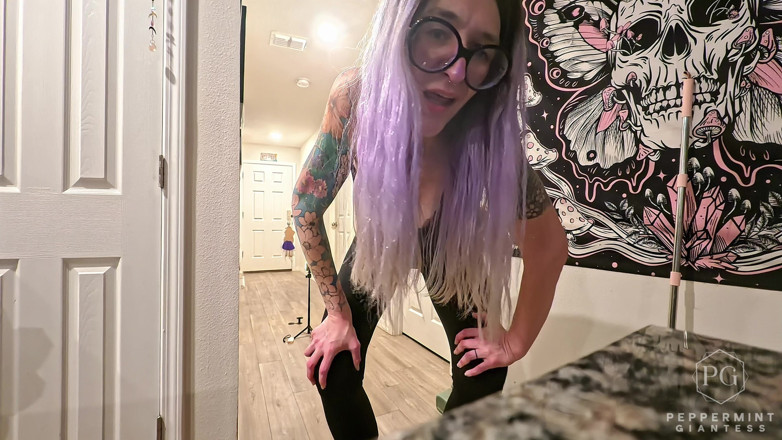 Peppermint Giantess: 6'7 Stepmommy Owns Her Pathetic Short Loser - Giantess POV Humiliation...