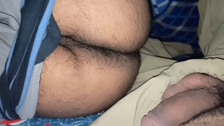 Desi__Panda: Follada gay india en media noche por compañero de cuarto