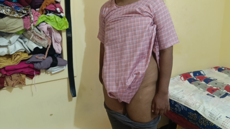 Inba: 선생님과 침대를 공유하는 여대생