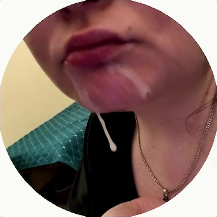 BigSexShow: Ehefrau echte spermaschlampe leckt sperma von der hand
