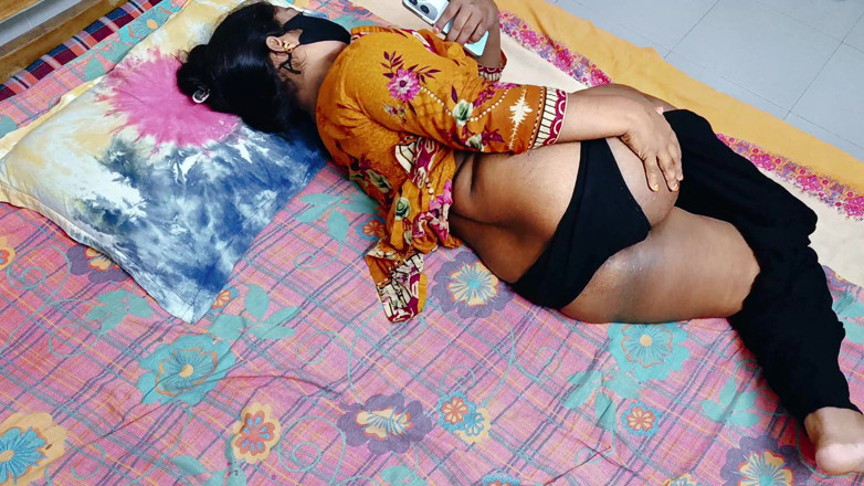 Your_Sapla: bhaartiy bangla kamsin larki