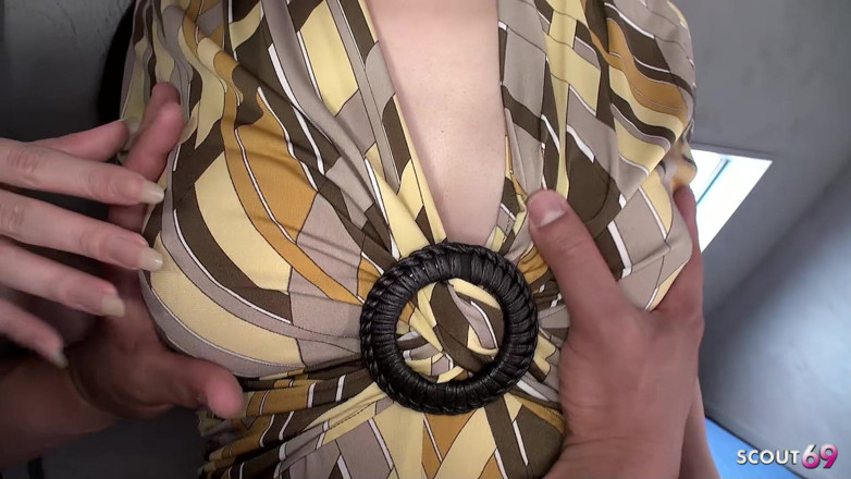 Asian porn collection: Das dünne teen Maki mit dicken titten verführt ihren stiefvater...