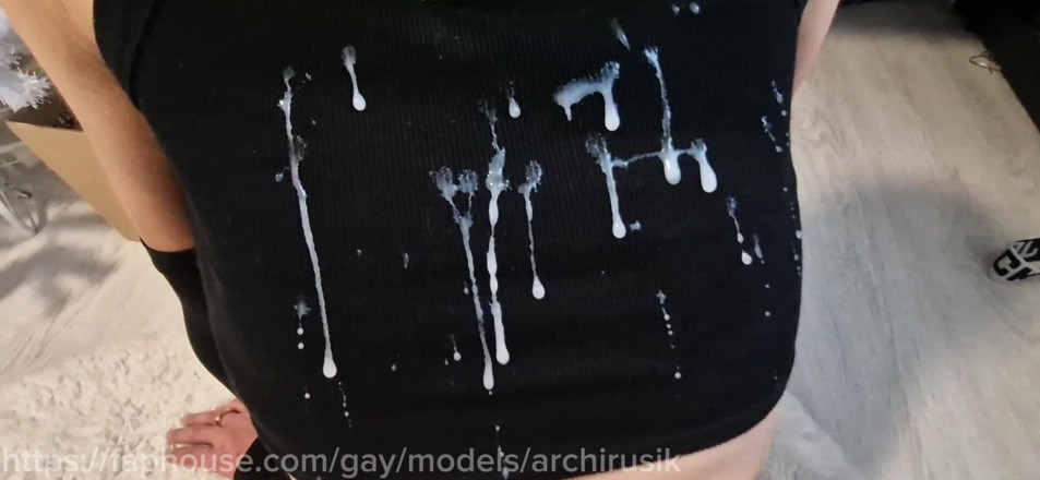 ArchiRusik: Huge Cum Squirt on a Handsome Femboy with Streams of...